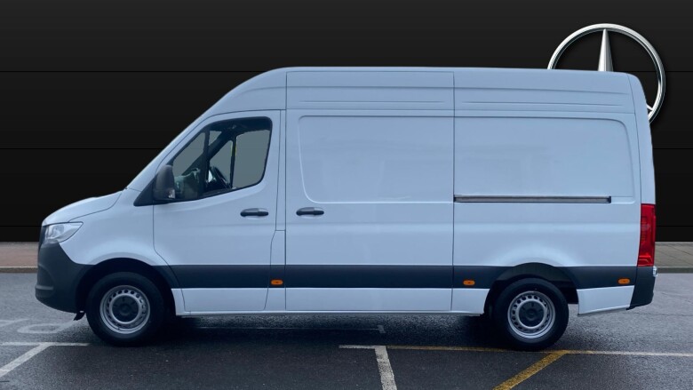 Mercedes-Benz Sprinter 315Cdi L2 Diesel Rwd 3.5t H2 Pro Van 9G-Tronic